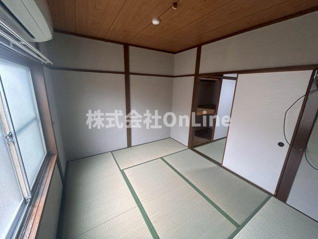 花園ハイツの寝室
