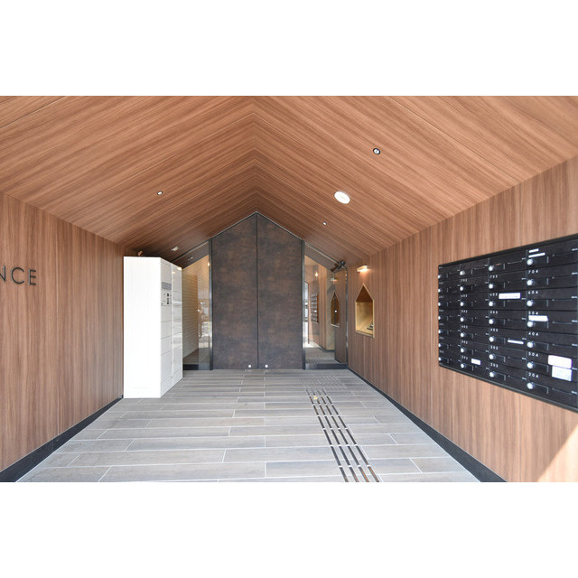 T’s Residence Nagoyaのエントランス