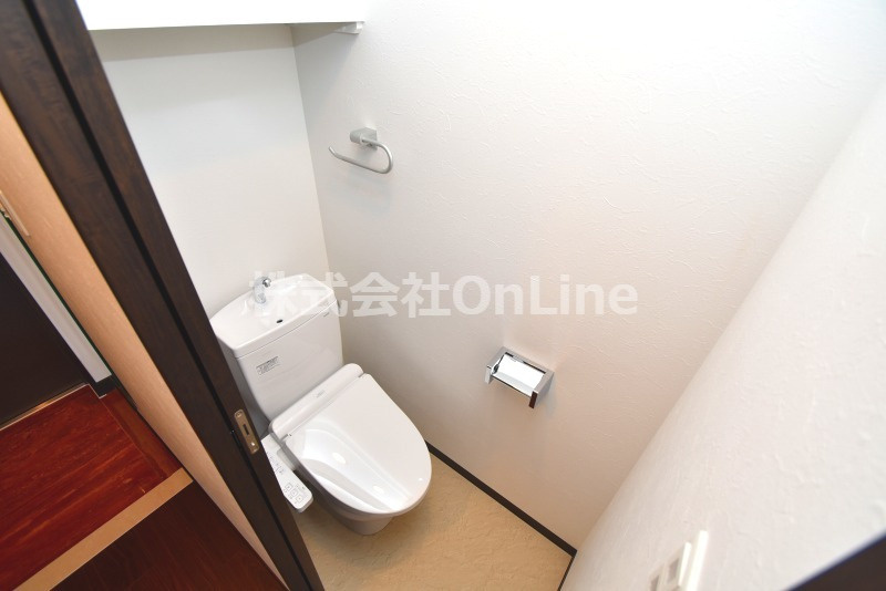 東大阪市足代北１丁目の賃貸マンションのトイレ