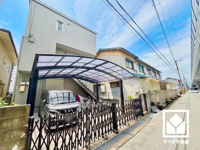 尼崎市立花町３丁目の前面道路含む現地写真|2沿線利用可能で、毎日の通勤・通学だけでなく、休日のお出かけまで利便性に優れています。