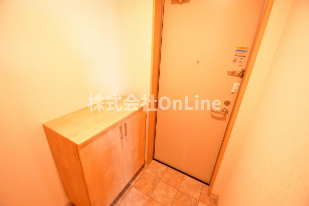 F+style東大阪本庄2号館の玄関