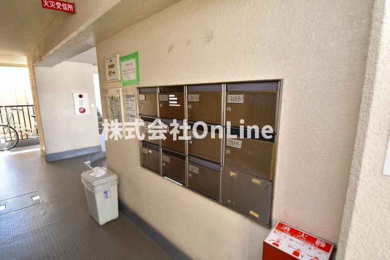 イシイハイツのロビー