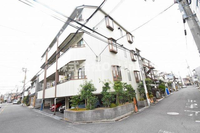 マンション吾光の外観