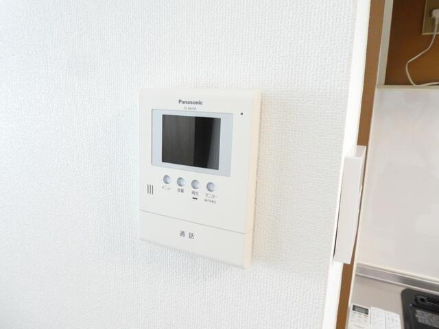 メゾンクボタのセキュリティ|モニター付きインターホンになります