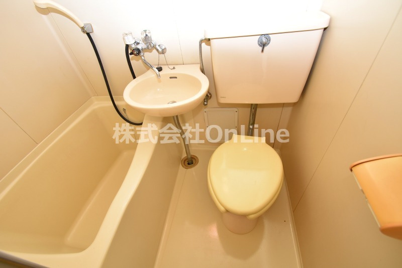 小阪本町ロイヤルハイツのトイレ