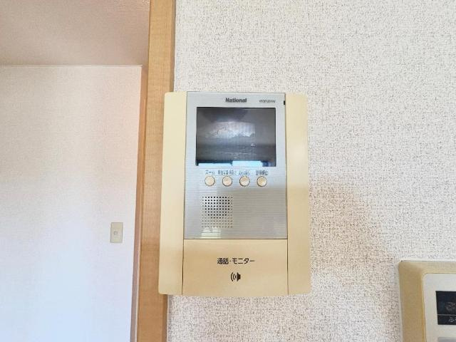 カメリアグランデⅠの内装|カメラ付インターホン