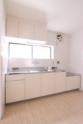 タウンハウスFUJITOKU　Bのキッチン