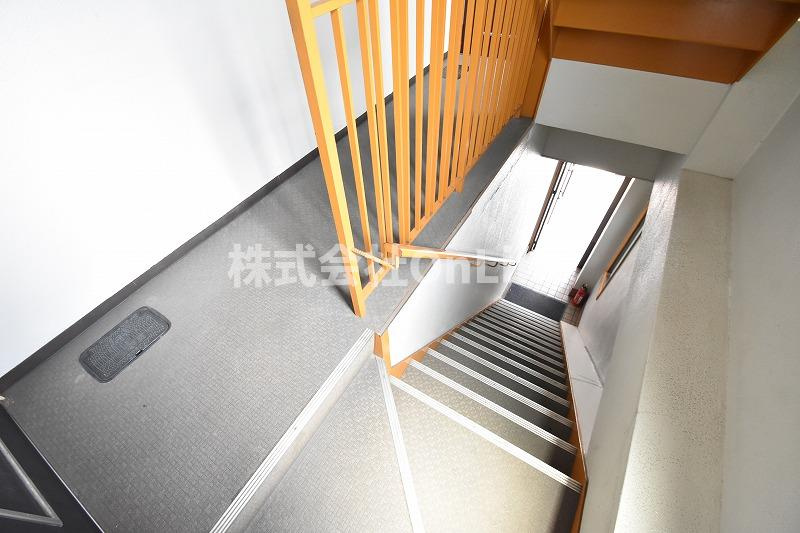 ハイツ松風のロビー