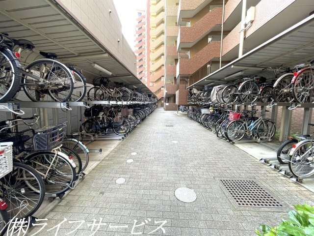 【駐輪場】 | キングスクエア北大阪パークフェリスⅠ番館 | 駐輪場