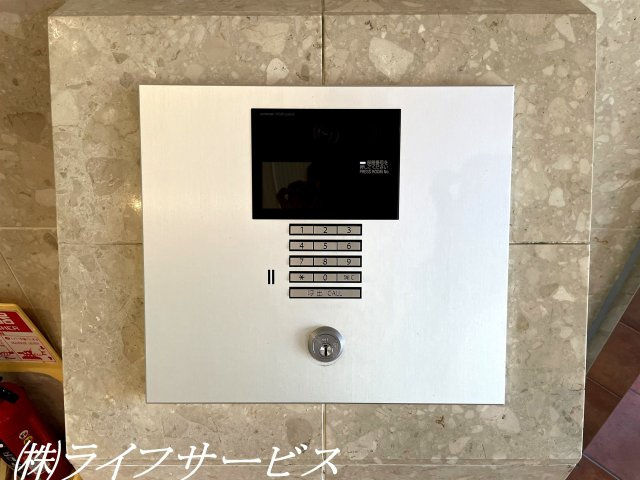 【エントランス】 | キングスクエア北大阪パークフェリスⅠ番館 | 安心のオートロックマンション
