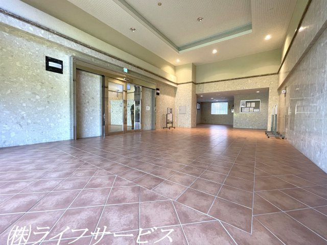 【エントランス】 | キングスクエア北大阪パークフェリスⅠ番館 | エントランスホール
