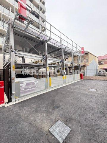 東大阪市長栄寺の賃貸マンションの駐車場