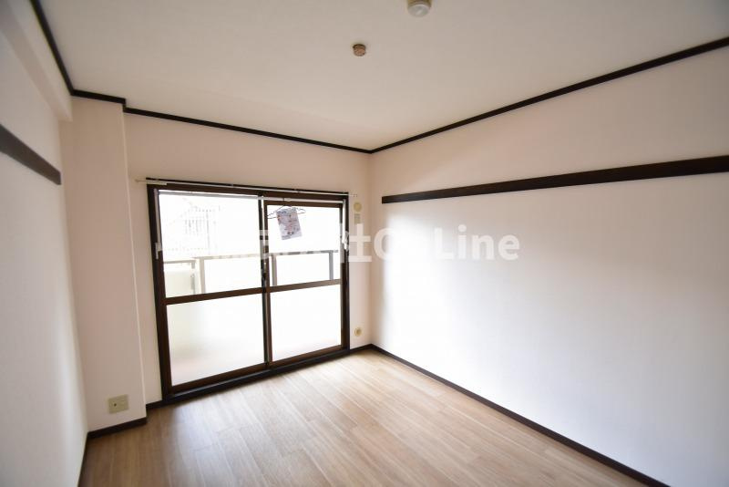 友井グレイスの洋室