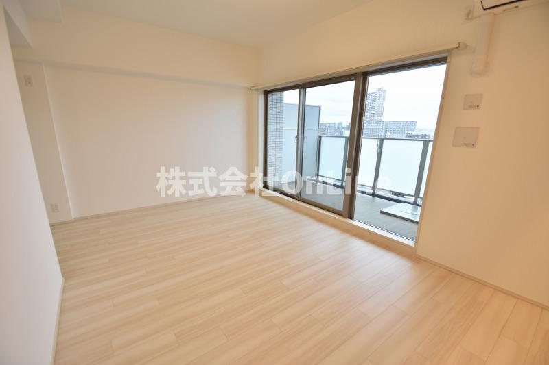 東大阪市森河内西２丁目の賃貸マンションの洋室