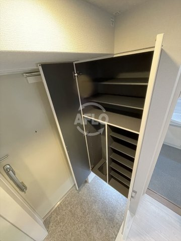 セイワパレス森ノ宮中央の玄関|セイワパレス森ノ宮中央　シューズボックス