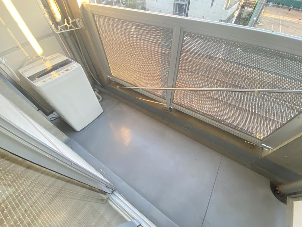 キューブ芦屋のバルコニー