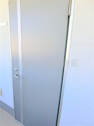 八景舎西糀谷の玄関