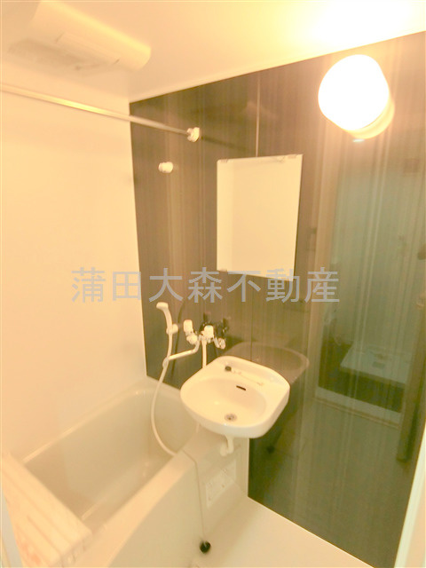 八景舎西糀谷の浴室|浴室　バストイレ別　浴室乾燥機