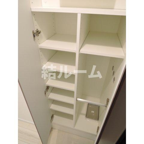 板橋区志村１丁目の賃貸マンションの収納