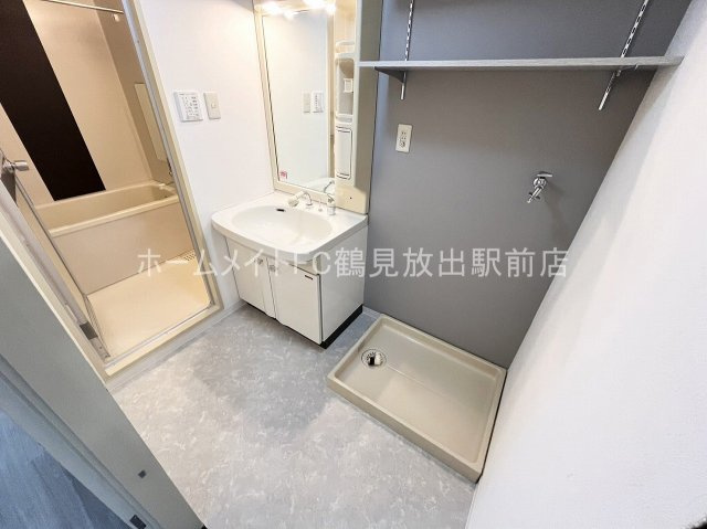 大阪市鶴見区諸口６丁目の賃貸マンションの洗面所