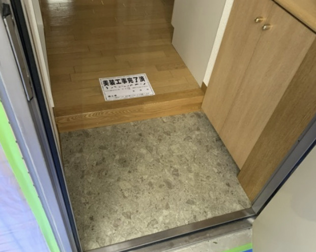 ファインクレスト笹塚の玄関