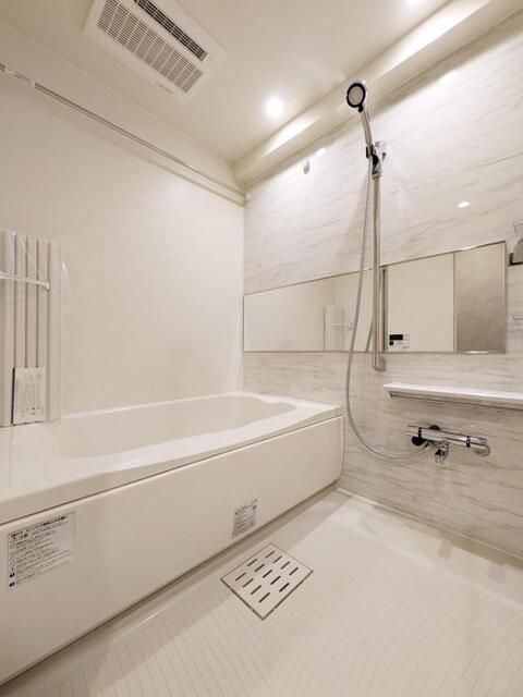 レジデンシャル町屋の浴室