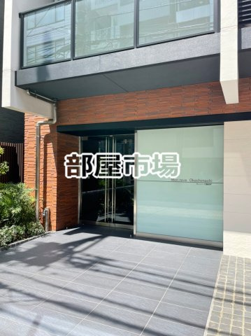 モンレーヴ御徒町のエントランス