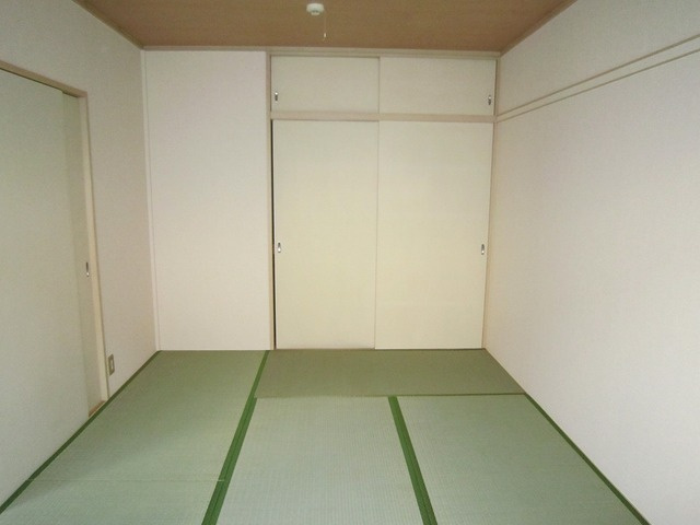 シャンティ東宮原の和室