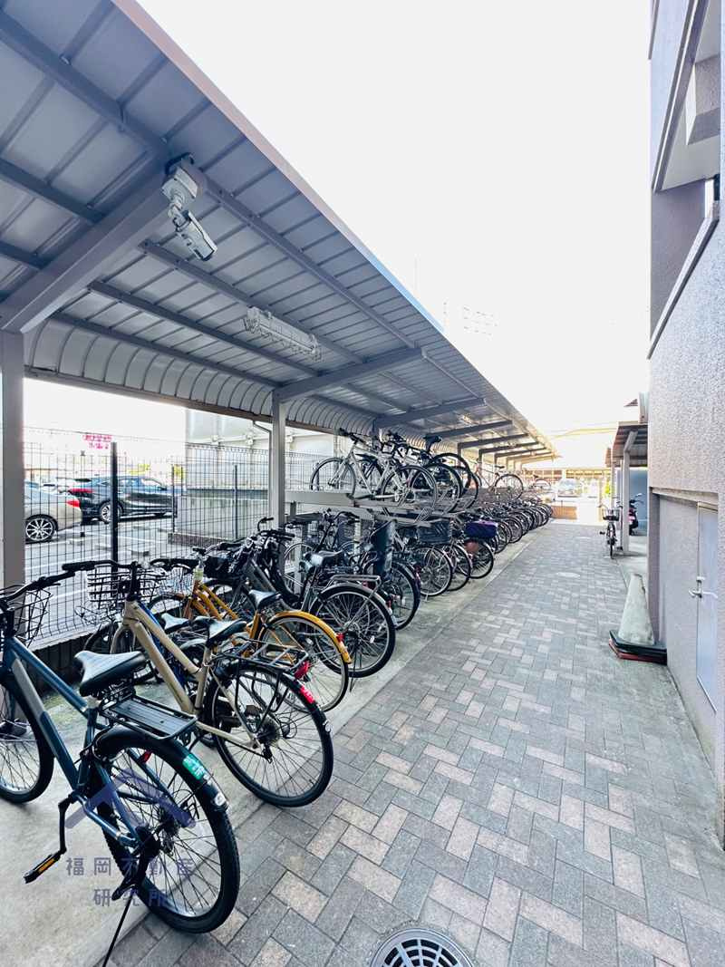 アンピール長住2の駐輪場