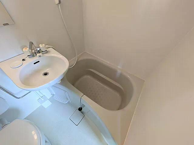 芦屋市伊勢町の賃貸マンションの洗面所