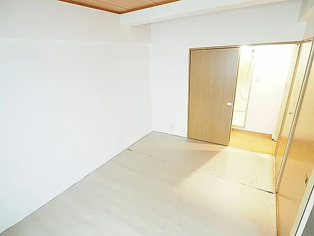 神戸市東灘区本庄町３丁目の賃貸マンションの居間・リビング