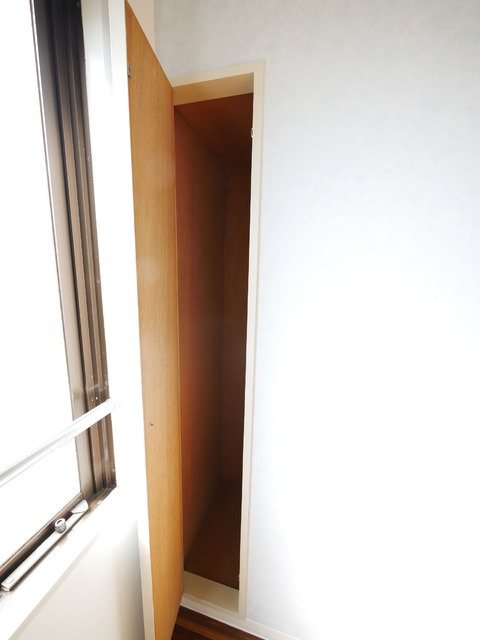 芦屋市西蔵町の賃貸マンションの収納