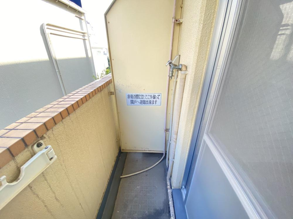 ネオダイキョー芦屋川のバルコニー