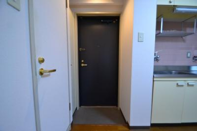 神戸市灘区永手町２丁目の賃貸マンションの玄関