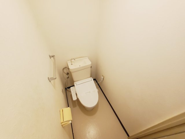 神戸市東灘区御影本町２丁目の賃貸マンションのトイレ