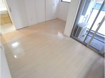 神戸市中央区割塚通２丁目の賃貸マンションの居間・リビング