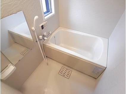 神戸市中央区割塚通２丁目の賃貸マンションの浴室