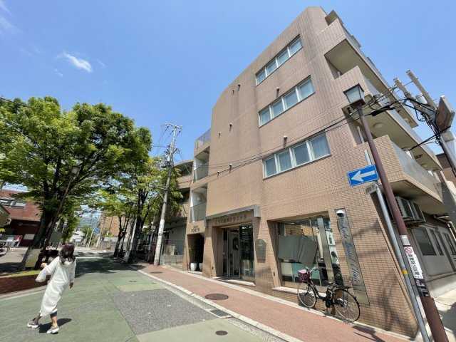 芦屋市春日町の賃貸マンション