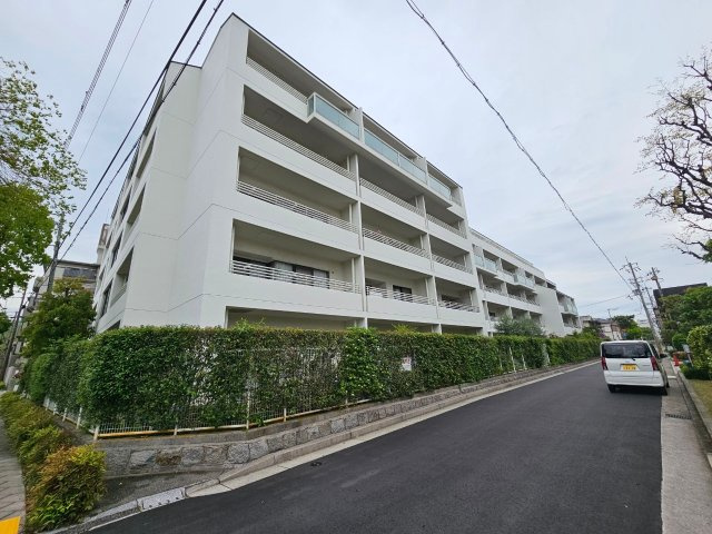 芦屋市呉川町の賃貸マンション