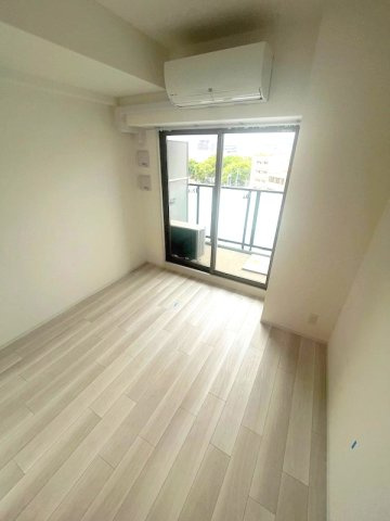 神戸市中央区楠町３丁目の賃貸マンションの居間・リビング