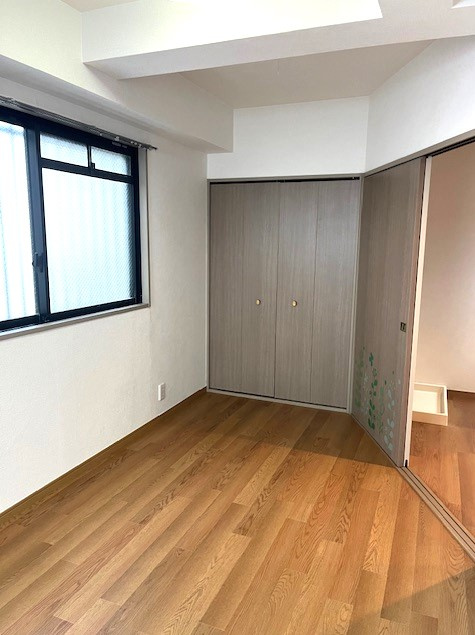 神戸市東灘区本庄町３丁目の賃貸マンションの居間・リビング