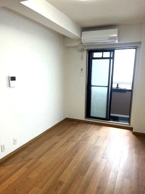 神戸市東灘区本庄町３丁目の賃貸マンションの居間・リビング