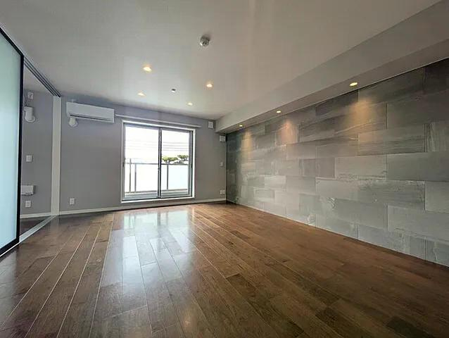 芦屋市平田町の賃貸マンションの居間・リビング