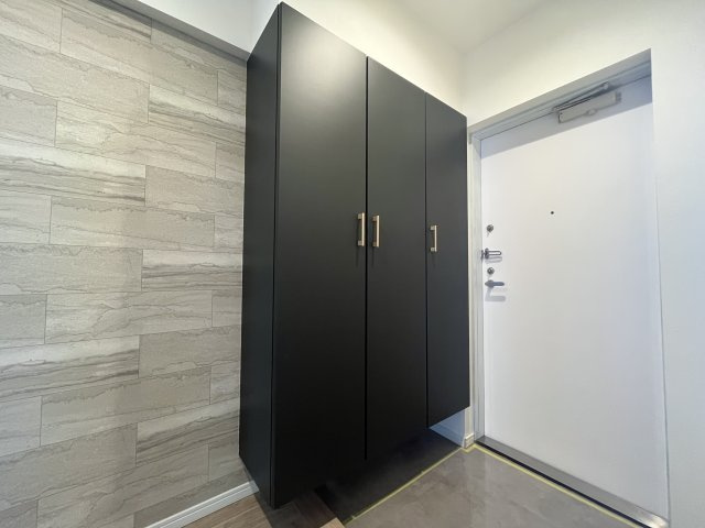 マンション 所沢市向陽ハイツB棟の玄関|明るい玄関です