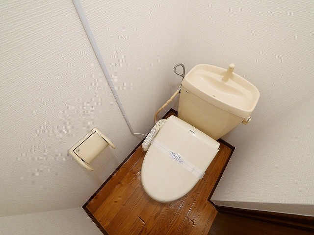 コンフォルト平松のトイレ