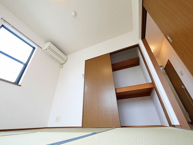 コンフォルト平松の収納