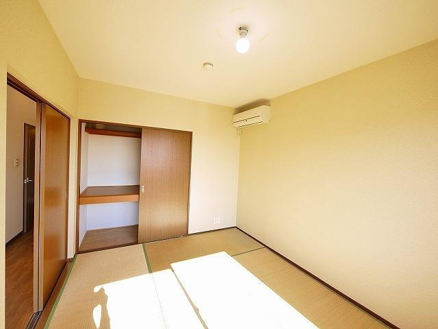 コンフォルト平松の和室|きれいな和室です