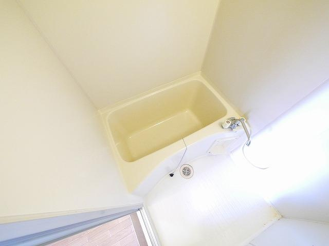 コンフォルト平松の浴室|日々の疲れを癒すお風呂付です