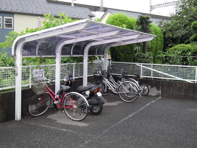 シャンティ東宮原のその他共用部分|駐車場