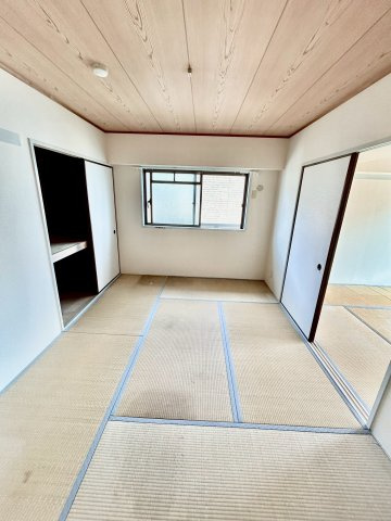 三杉プチシャトーの和室